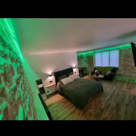 Romantique Room Charleville-Mézières 外观 照片