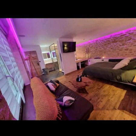 Romantique Room Charleville-Mézières 外观 照片